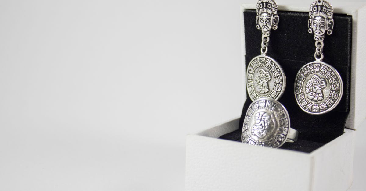 Celebrating the Impact of Minimalism in Brisbane's Jewellery Creations