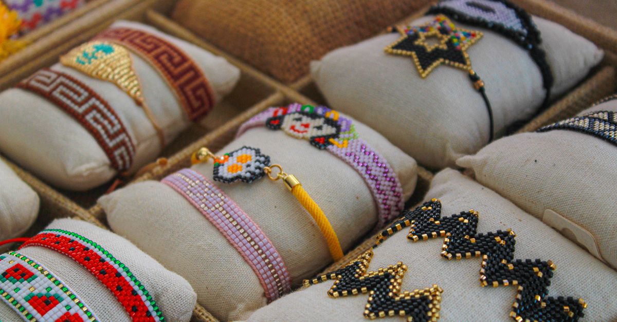 Exploring the World of Custom Necklaces with Brisbane Designers